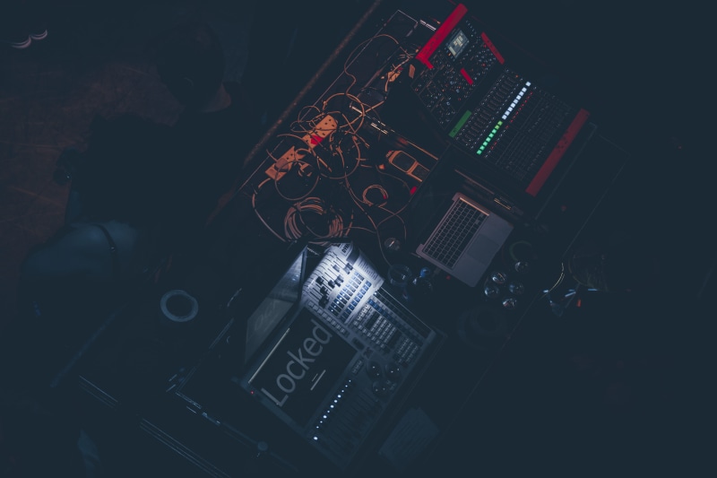 glow, corded, board, booth, communication, indoors, light, machinery, dance, musci, equipment, dj, technology, control, electronics industry, audio, electrical equipment