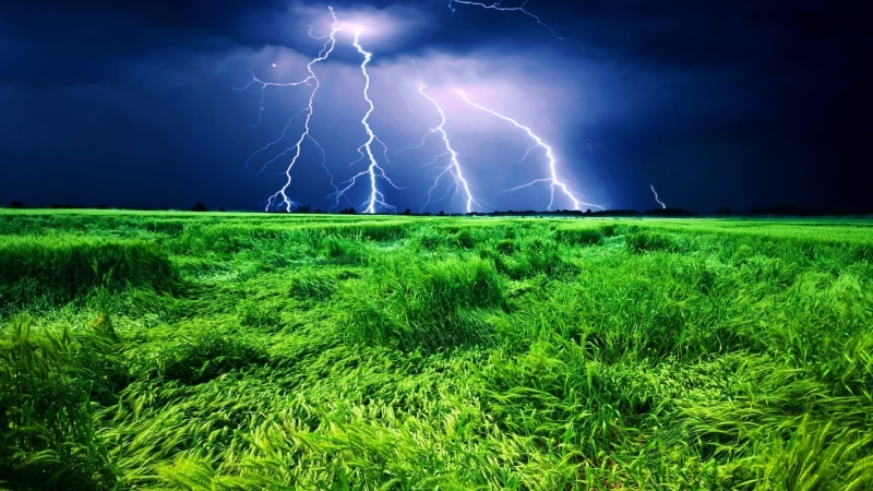 cloud - sky, energy, beauty in nature, sky, storm, night, thunderstorm, grassland, grass, power in nature, green color, 1080P, phenomenon, ominous, storm cloud