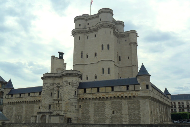 history, no people, the past, the walls, building, city, walls, architecture, cloud - sky, france, culture, sunlight, fort, watchtower, castle, tour, monarchy