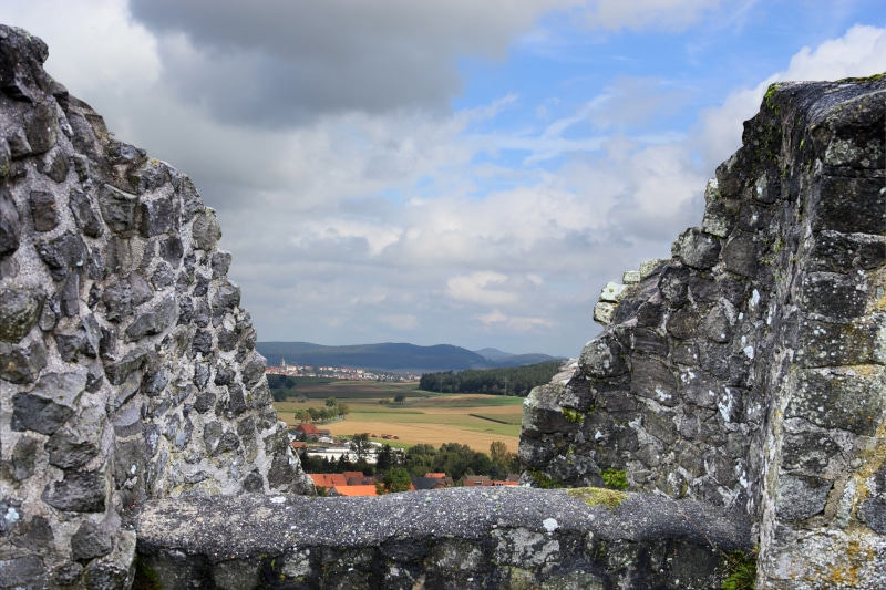 castle, old, rock formation, landscape, 5K, rock - object, non-urban scene, beauty in nature, fortress, tranquility, middle ages, ruin, stone wall, mountain