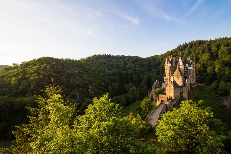 built structure, outdoors, masonry, andernach, eltz, the past, tree, hunsrück, religion, mosel, watchtower, neuschwanstein, medieval, beauty in nature