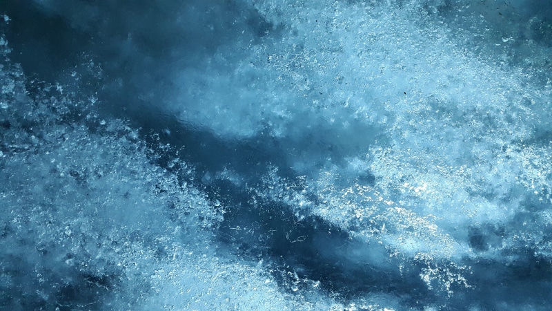 environment, the crystal lattice, background, mer de glace, glacier, crystal, montenvers, cold temperature, bluish, inclusions, turquoise colored, cold