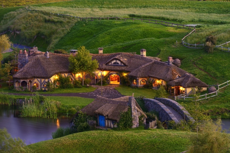 building, The Lord of the Rings, New Zealand, footbridge, environment, Hobbiton, fairy tale, rural scene, hills, outdoors, lights, gray, concrete, beauty in nature