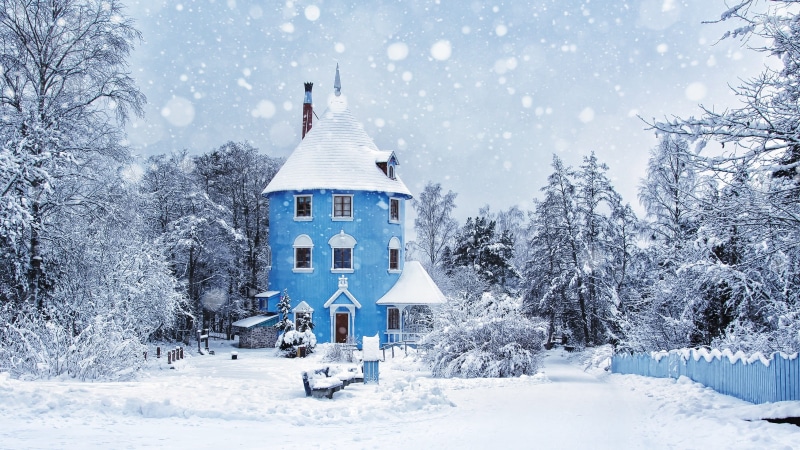 blizzard, finland, building, landscape, ice, amusement park, tranquil scene, house, white color, cold temperature, fairy tale, tourism, frozen, outdoors