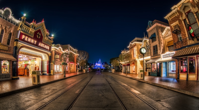 mainstreet, midnight, building, diminishing perspective, direction, 5K, United States, transportation, Disney, stores, the way forward, canon5dmarkiii