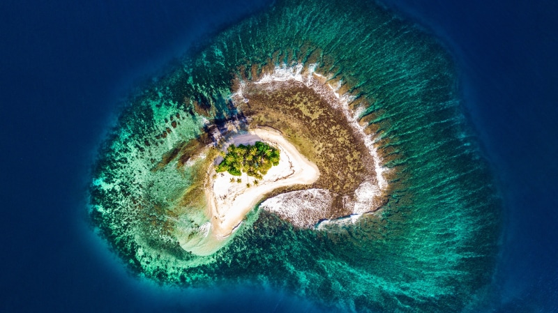 bay, planet earth, no people, coastline, nature, beauty in nature, environment, aquatic sport, sand, holiday, trees, tree, island, beach, sea, sport, 2K