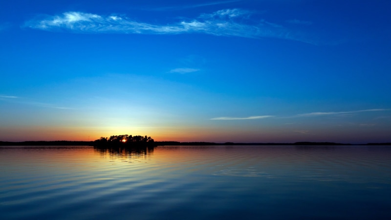 tranquil scene, lake, 1080P, silhouette, sunlight, idyllic, no people, scenics - nature, nature, waterfront, tranquility, blue, outdoors, sky, sunset