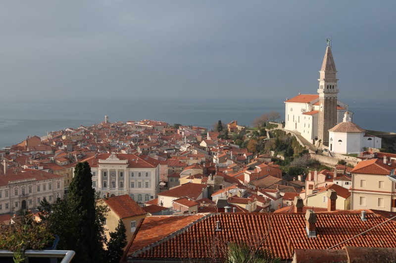 spirituality, mediterranean, historic, town, high angle view, belief, 5K, nature, church, touristic, religion, building, piran, water, townscape, old