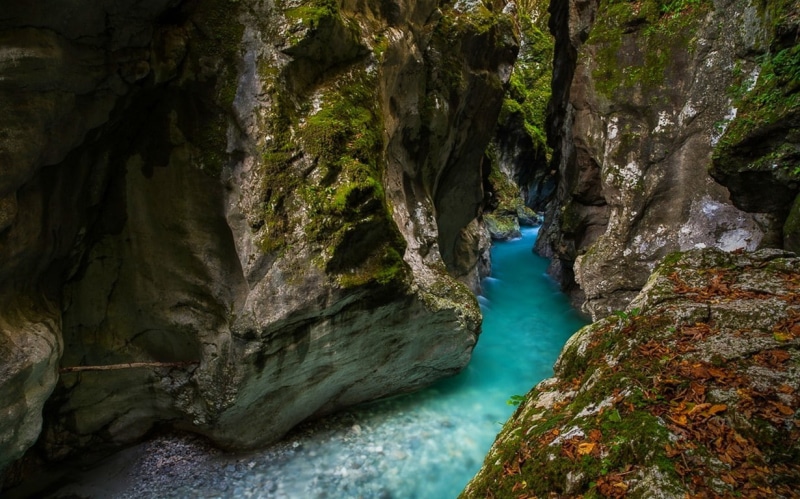480P, moss, nature, water, rock, Slovenia, landscape, river, turquoise, canyon