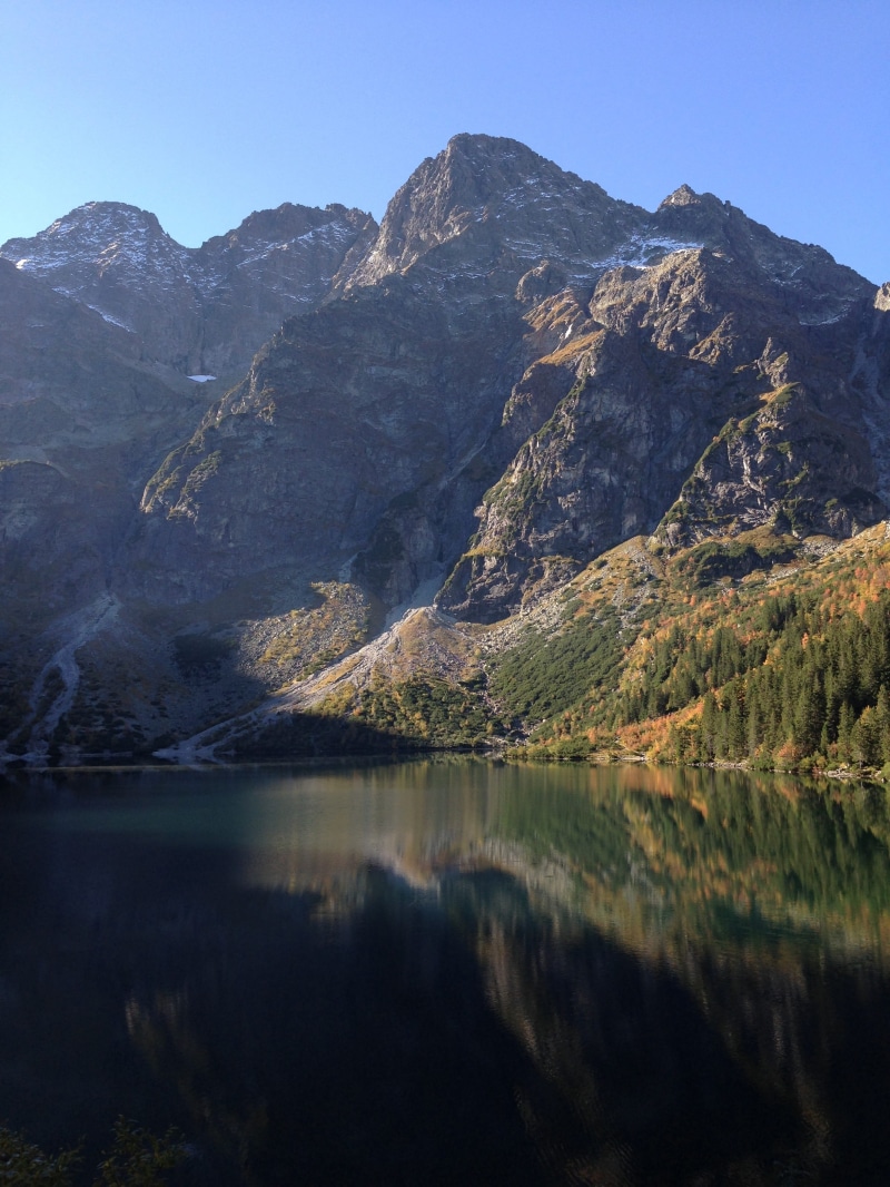 tranquil scene, landscape, 2K, idyllic, remote, clear sky, reflection, beauty in nature, sky, outdoors, autumn, tranquility, no people, mountain range