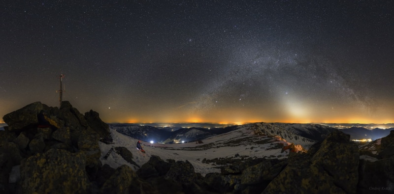 panorama, Ondrej Králik, photography, Milky Way, horizon, nature, lights, landscape, hills, starry night, night, winter, 720P, stars, Slovakia, snow, men