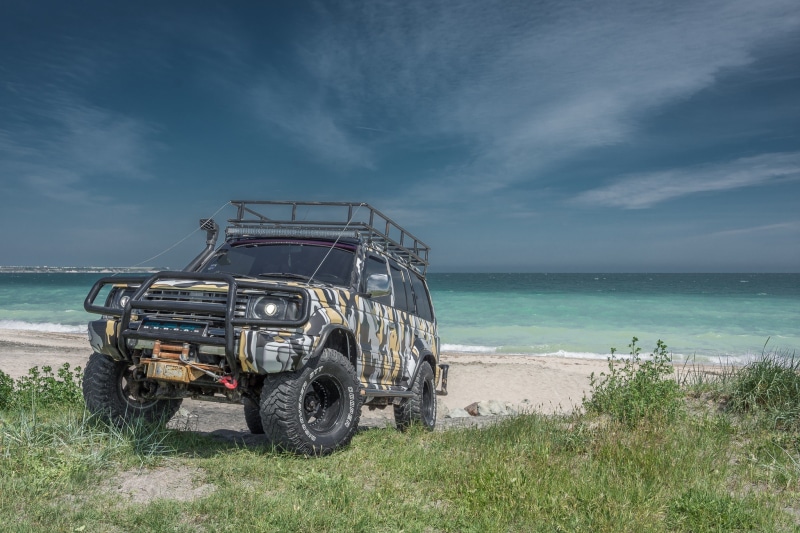 water, outdoors, landscape, land, terrain, mud, travel, automobile, mode of transportation, design, 1080P, vehicle, land vehicle, outdoor, jeep, horizon over water