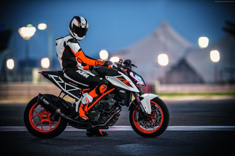 KTM 1290 Super Duke R, turing bike 2017, 2K