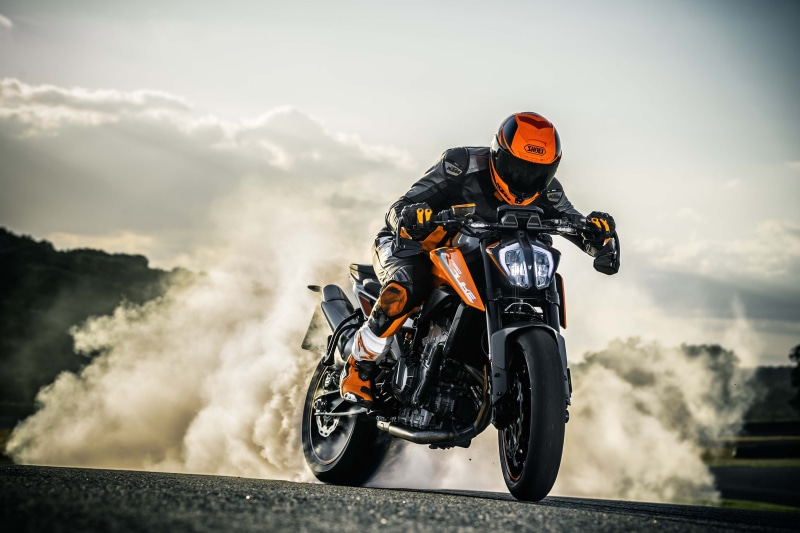 man, 2K, sports, 2018, KTM Duke 790, bike, daytime, black, 4K, EICMA 2017, white, orange, sky, riding