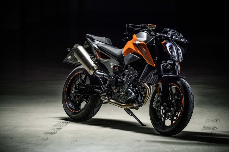 black color, land vehicle, motorcycle, retro styled, leather, stationary, customized, transportation, studio shot, EICMA 2017, 4K, no people, dark, wheel