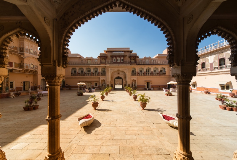 pots, clear sky, building, pathway, india, the way forward, outdoors, incidental people, architecture, courtyard, nature, direction, travel, triumphal arch