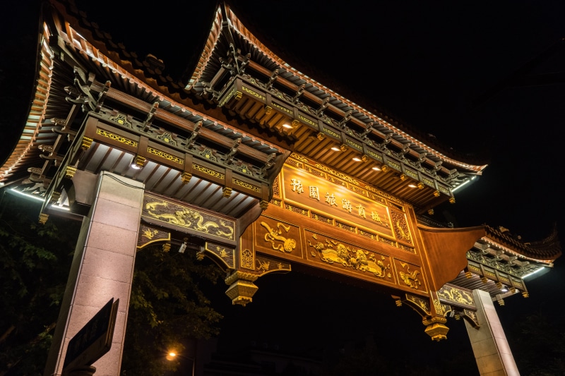 chinese, architectural column, no people, place of worship, palace, low angle view, temple - Building, outdoors, famous Place, building Exterior, building