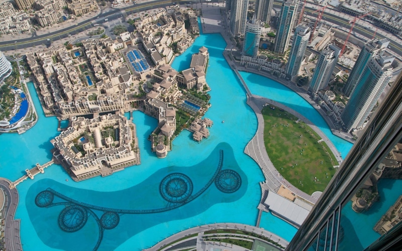720P, city, white, office building exterior, high angle view, residential district, water, outdoors, luxury, fountain, Dubai, concrete, turquoise colored