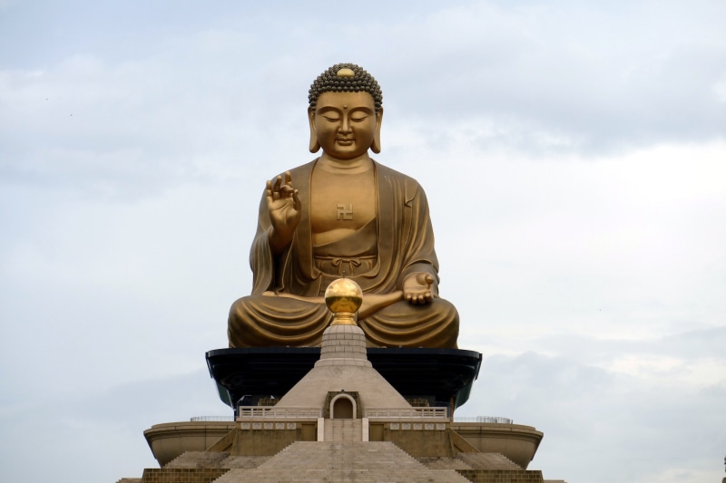 cloudy, meditation, Buddhism, 5K, Buddha, spiritual, art and craft, asia, low angle view, Temple, male likeness, China, statue, cloud - sky, sculpture