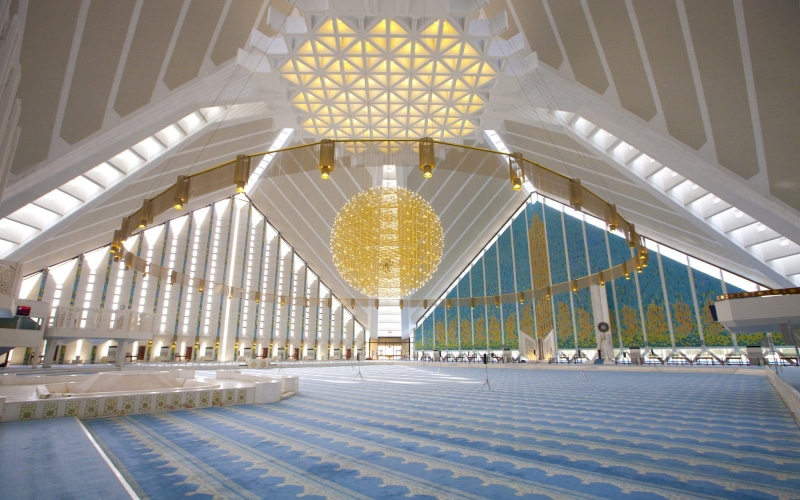 concrete, indoors, tiled floor, flooring, building, 1080P, day, pattern, mosque, religion, lobby, modern, built structure, transportation, travel destinations