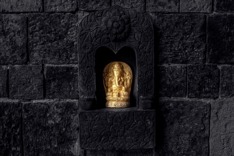 pray, ganesh, prayer, indoors, representation, meditation, art and craft, elephant, the past, religious, buddhism, craft, mental, image, gold, brick, art