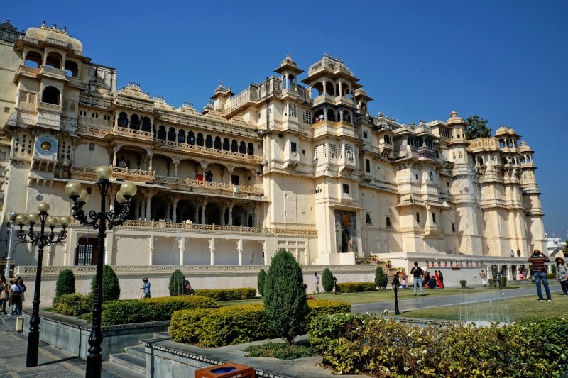 crowd, udaipur, group of people, tourism, history, the past, old, day, antiquity, architecture, building, city, travel, 5K, building exterior, architectural column