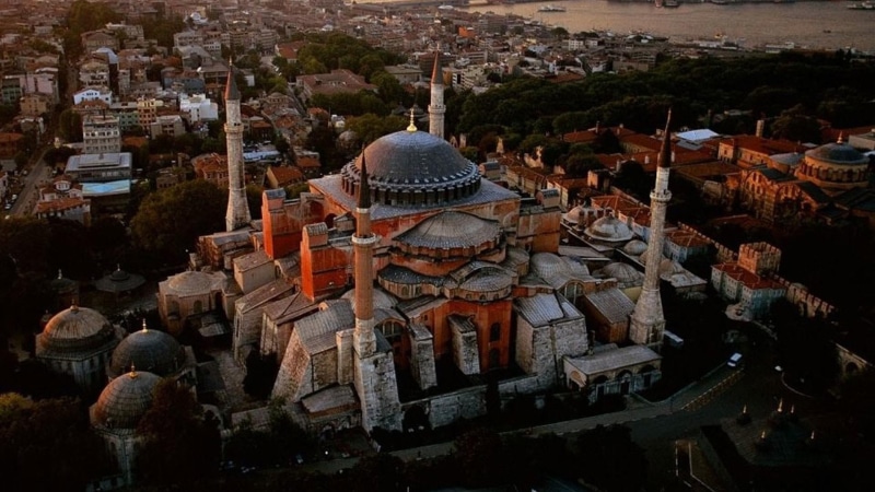 day, travel destinations, hagia sophia, cityscape, built structure, city, history, church, townscape, building, basilica, dome, the past, no people, building exterior