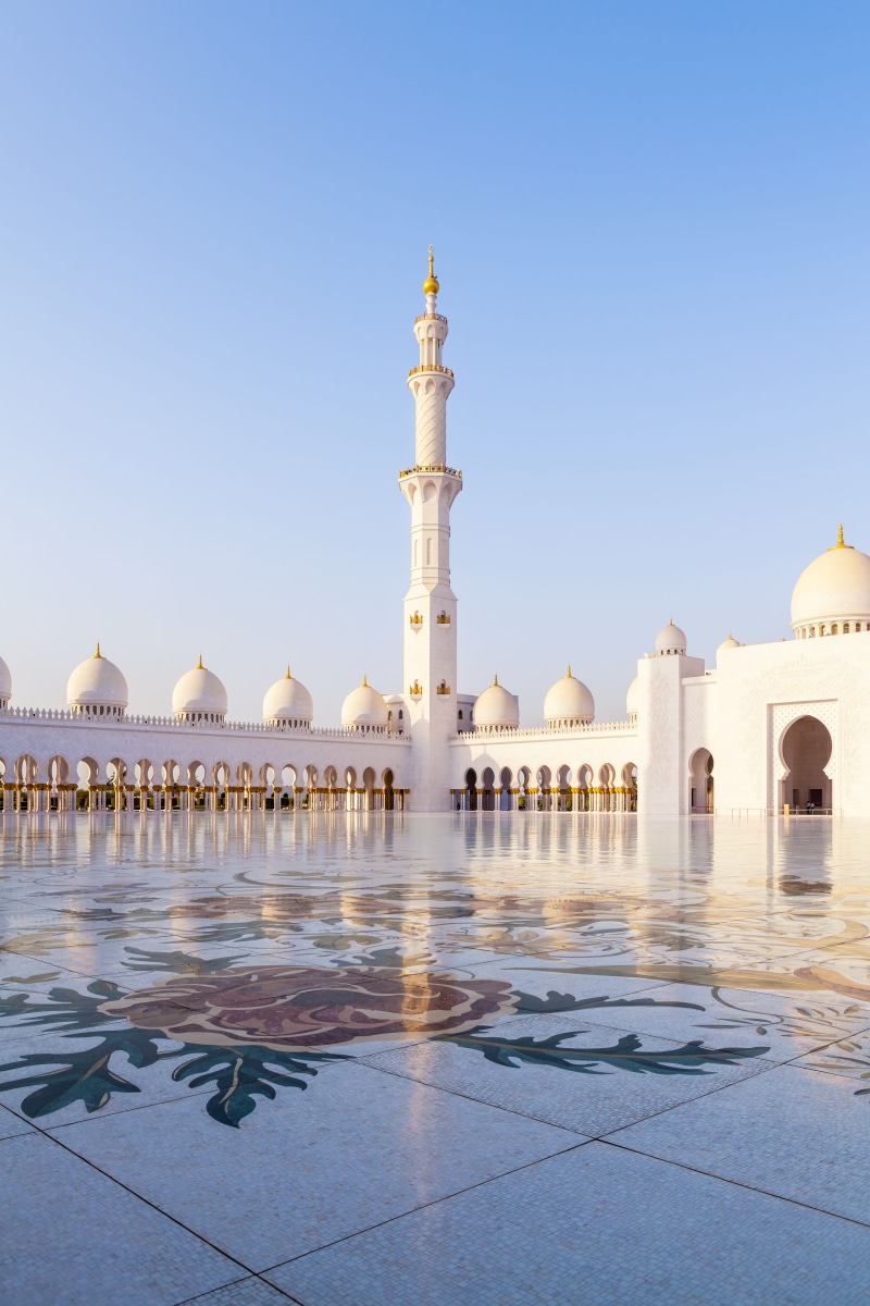 tower, building, nature, abu, minaret, muslim, abu dhabi, dome, couple, stone, flowers, place of worship, tomorrow land, fairy tales, dhabi, no people