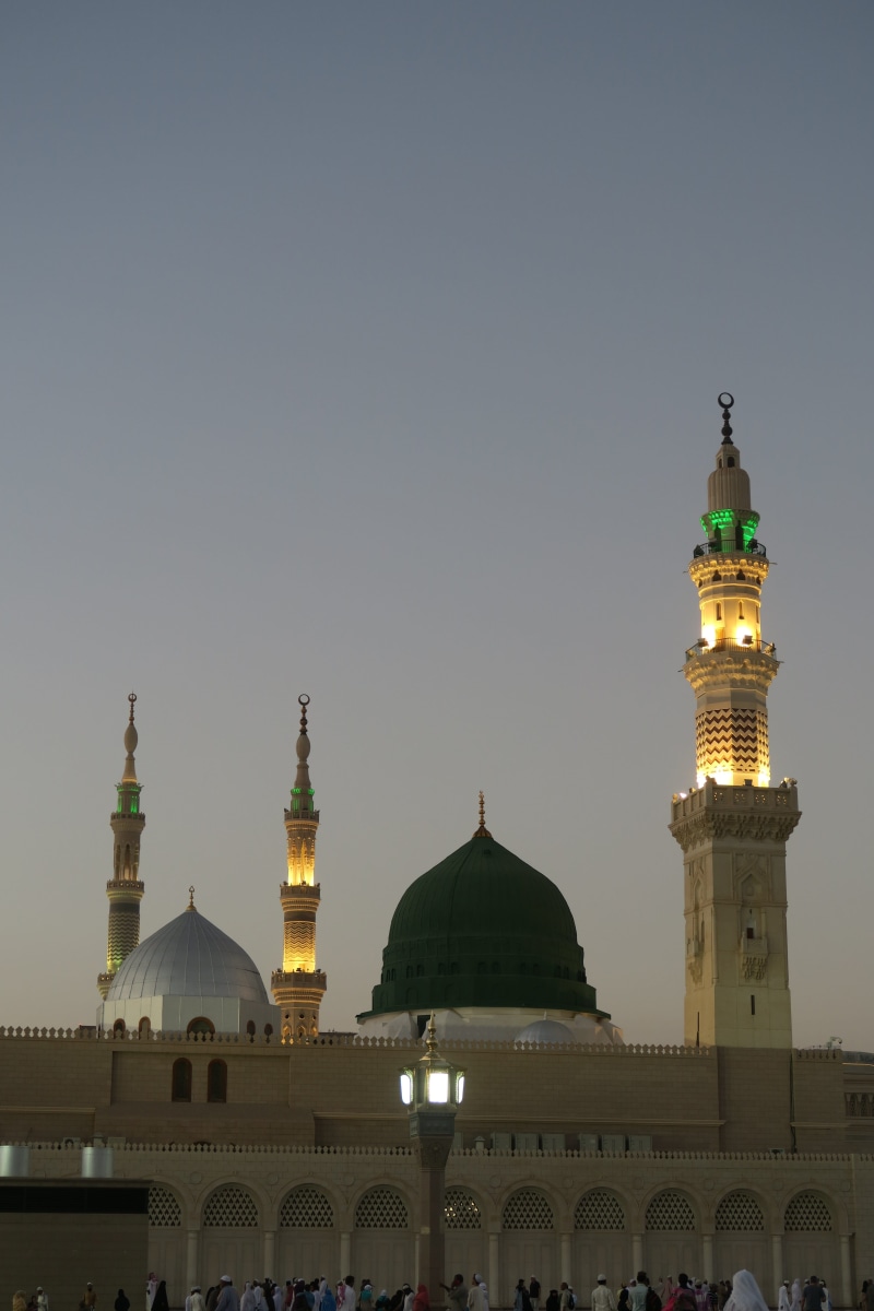 building, religion, ive to medina, hz, sky, travel destinations, clear sky, islam, spirituality, building exterior, medina, dome, muslim, spire, city, place of worship