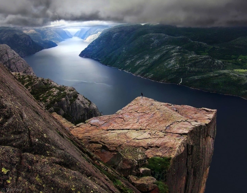 tree, Norway, green, blue, mountain range, rock, fjord, mountain, no people, non-urban scene, beauty in nature, rock - object, Preikestolen, tranquil scene