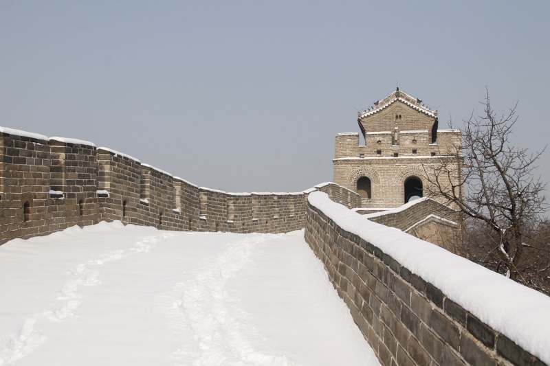 day, tower, landmarks, the great wall, travel destinations, no people, castle, history, building exterior, city, 4K, badaling great wall, snow after the great wall of china