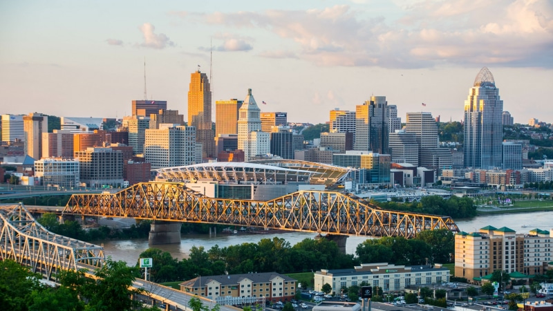 tall - high, cloud - sky, metropolis, daytime, metropolitan area, united states, nature, ohio, outdoors, river, skyscraper, modern, financial district