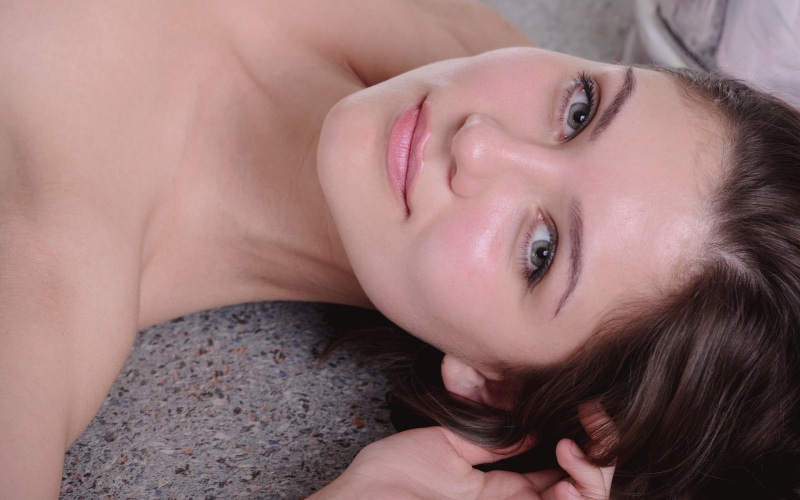 metart, arms, wal, d, raised, brunettes, x, women, magazine, mari, lying, smiling, female, faces, 1080P, art, models, hd, people