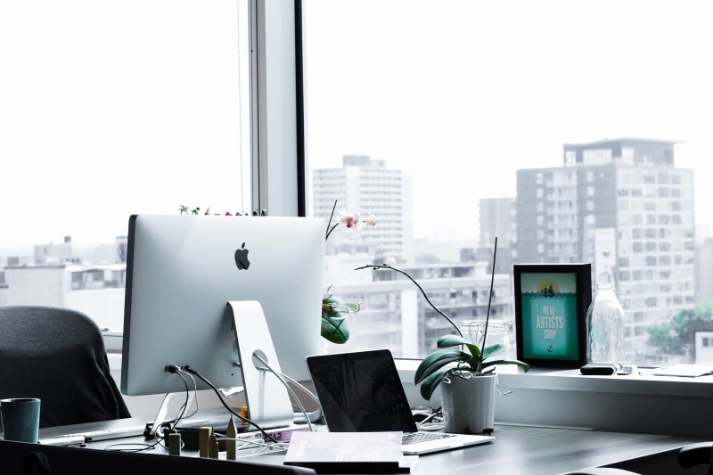 desk, apple monitor, computer Keyboard, built structure, copy space, furniture, monitor, window, Office, Setup, day, desktop PC, computer, modern, apple