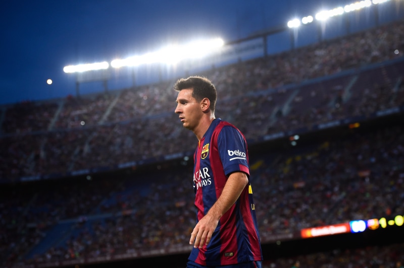 player, stadium, sports clothing, lionel, soccer, one person, incidental people, Leo, competition, standing, team sport, sport, Cump Nou form, Messi, FC Barcelona