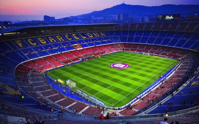 sky, group of people, green color, leisure activity, seat, football, built structure, grass, Camp Nou, spectator, nature, FC Barcelona, architecture, 2K