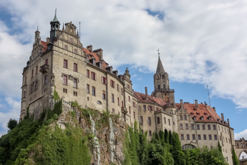 places of interest, cinderella, disney, nature, fairy tales, castle rock, built structure, tourism, pie in the sky, rock, royal castle, plant, architecture