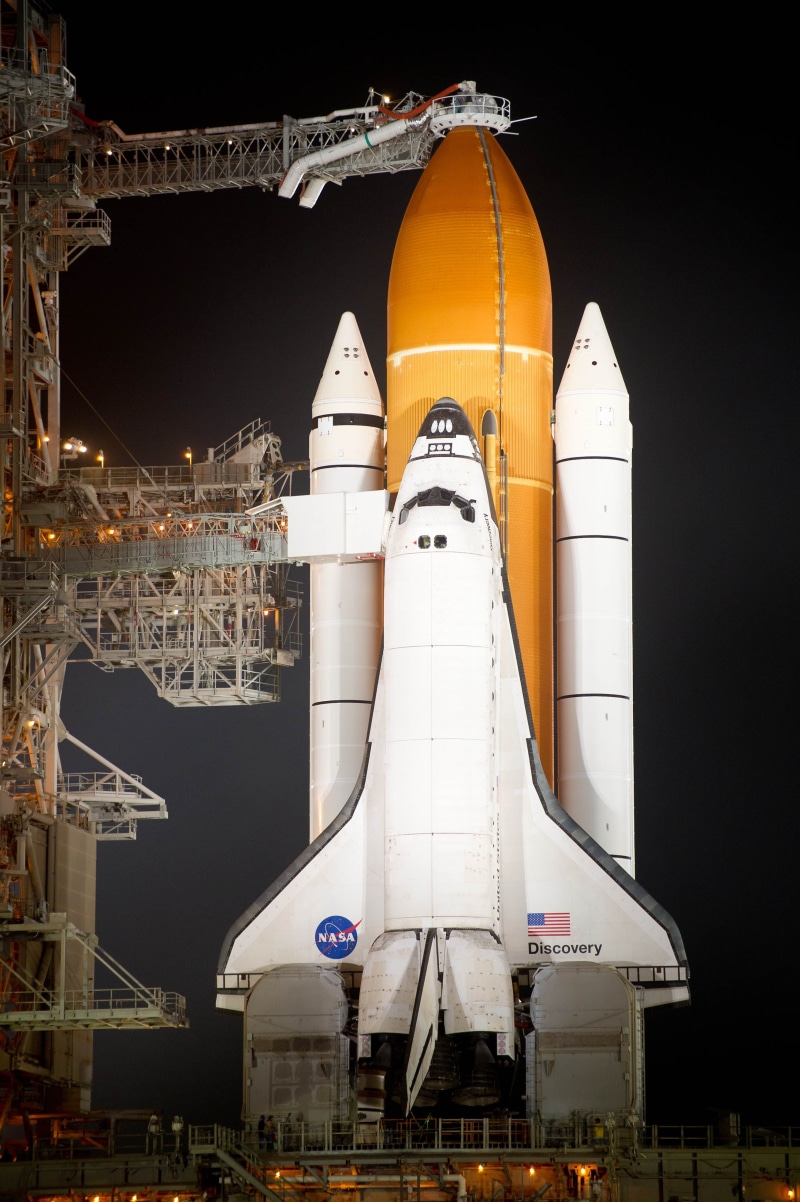 tourism, no people, launch pad, building exterior, religion, rocket, nature, nighttime, place of worship, nasa, white, 4K, spaceship, city, transportation