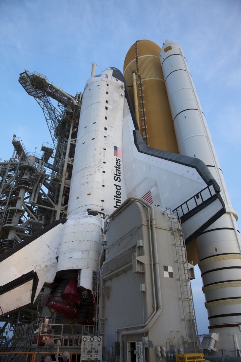 rocket, building exterior, pre-launch, development, launch pad, us, fuel and power generation, flight, nature, factory, industrial equipment, sky, shuttle
