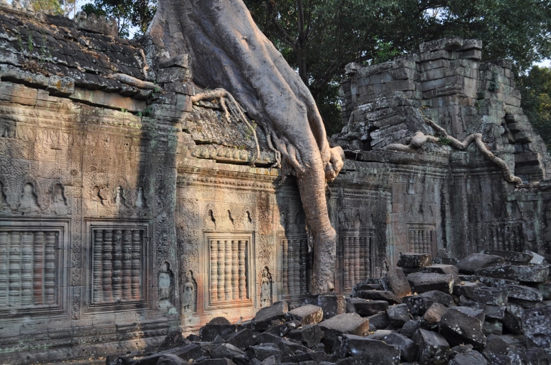 old, spirituality, ruined, deterioration, angkor wat asia, famous Place, human representation, wat, building, ruin, no people, day, architecture, archaeology