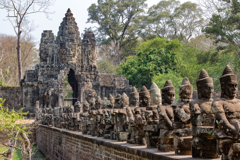 piled, old ruin, spirituality, angkor wat, cambodia, ancient civilization, ruined, plant, ruin, temple, statues, angkor thom, history, ancient, human representation