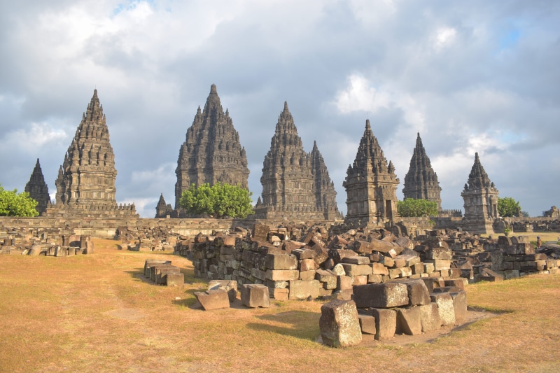 outdoors, prambanan, place of worship, yogyakarta, spirituality, temple, ancient, 4K, tourism, archaeology, no people, building exterior, sky, asia, ruined