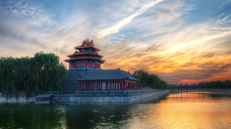 building exterior, 1080P, plant, China, Forbidden City, built structure, waterfront, trees, nature, cloud - sky, sky, lake, religion, reflection, no people