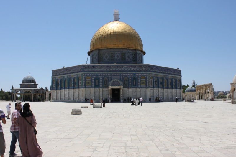 real people, dome, place of worship, travel destinations, sky, israel, mosque, Quds, belief, tourism, Mosque Of Omar, travel, day, clear sky, visit, incidental people