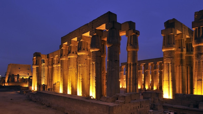 ancient egypt, travel, sky, egypt, luxor, night, colonnade, building exterior, ancient, place of worship, travel destinations, outdoors, illuminated, clear sky