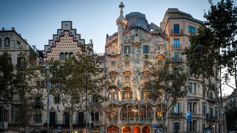 building, residential district, tree, travel, no people, window, europe, architecture, nature, gaudi, city, built structure, history, house, barcelona