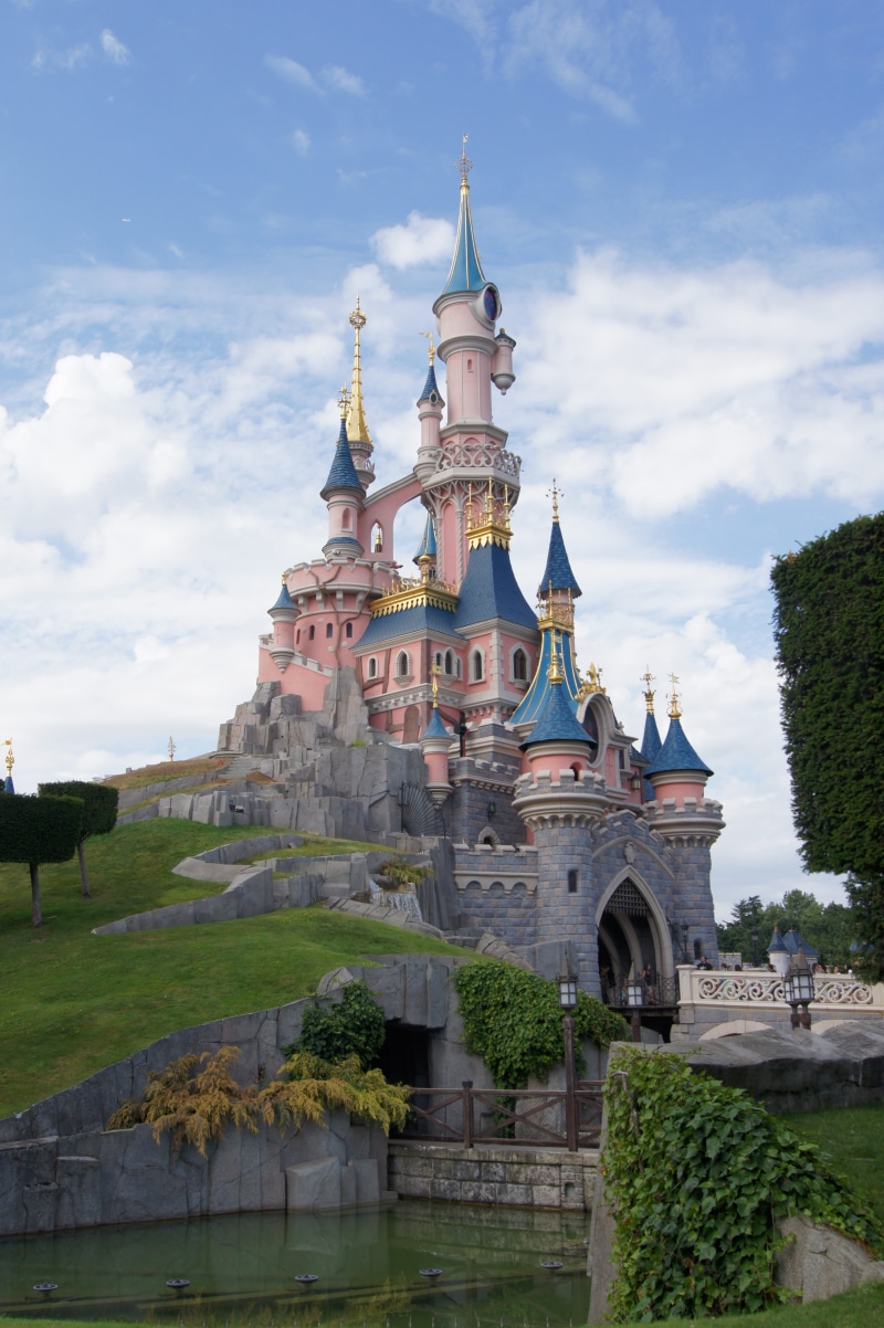 tourism, tree, belle au bois dormant, paris, picture, princess, outdoors, cloud - sky, nature, building, day, castle, no people, attraction, the past, place of worship