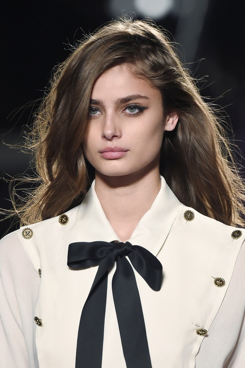 front view, portrait, one person, human hair, fashion model, hairstyle, beautiful woman, haute couture, fashion, clothing, hair, women, glamour, looking at camera
