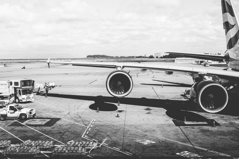 flights, cloud - sky, jet, transportation, Airport, mode of transportation, jet engine, Jet Engines, sky, planes, land vehicle, technology, 4K, black And White