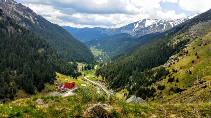 no people, mountain village, mount scenery, beauty in nature, environment, plant, mountain, 4K, mountain range, alps, day, green color, outdoors, sky